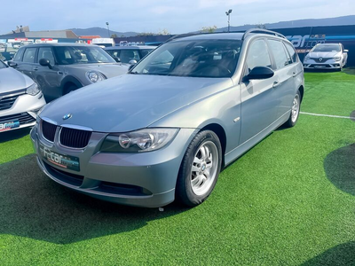 BMW Serie-3 320 i Touring Selo Antigo