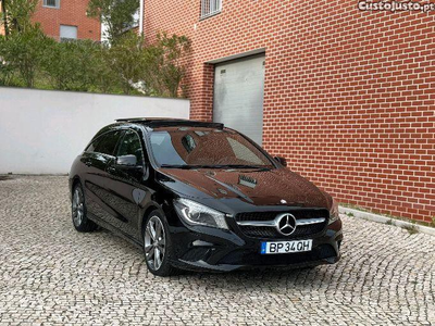 Mercedes-Benz CLA 180 Sport full extras