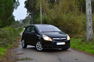 Opel Corsa D 1.2 Gasolina Automático - IUC ANTIGO