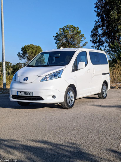 Nissan NV200 7 lugares Garantia Negociável Financiamento