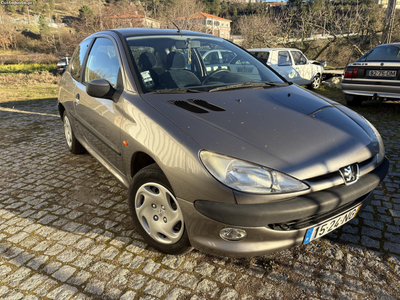 Peugeot 206 Hatchback