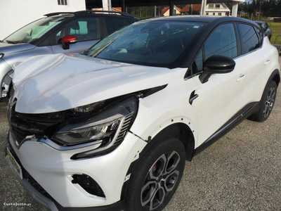 Renault Captur 1.6 E-TECH INTENS PLUG-IN 160CV