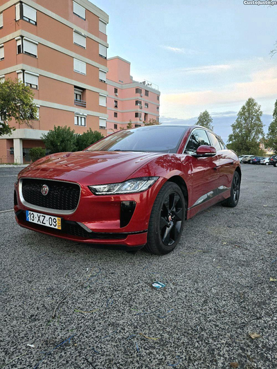 Jaguar I-Pace s