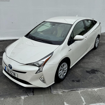 Toyota Prius 1.8 Hibrid