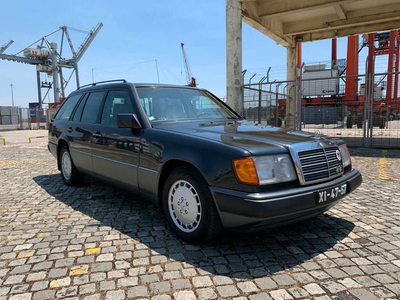 Mercedes-Benz Classe E 200 TE, 122 CV