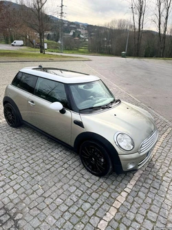 MINI Cooper Cooper d 110cv