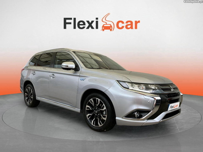 Mitsubishi Outlander 2.0 PHEV Intense Navi