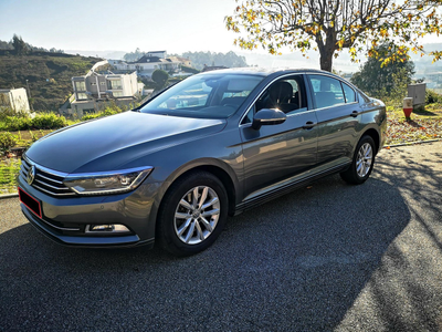 VW Passat 2.0 TDI 150cv CONFORTLINE Nacional cm novo