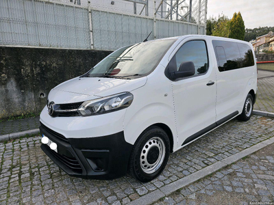 Toyota Proace 1.6 D4D 9 LUGARES