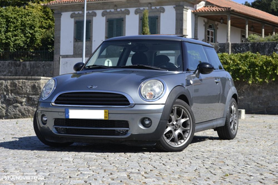 MINI 3 Portas One D