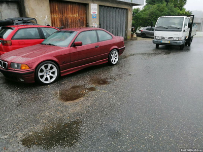 BMW 320 Coupé