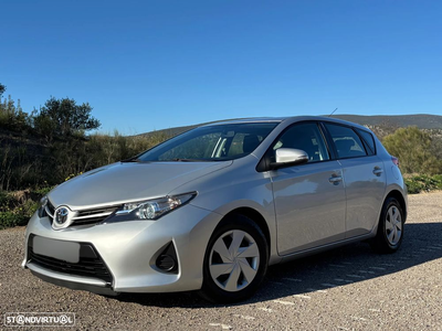 Toyota Auris 1.4 D-4D ACtive+AC