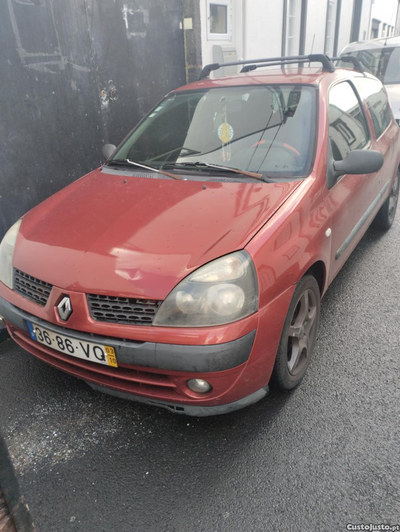 Renault Clio 75cv