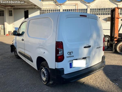 Toyota Proace City