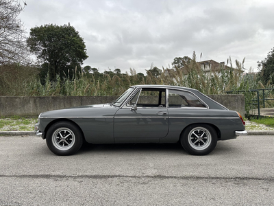 MG MGB GT