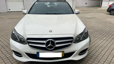 Mercedes-Benz E 300 BlueTEC Hybrid Avantgarde