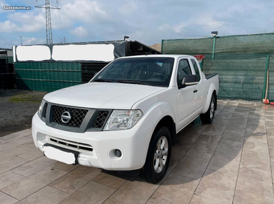 Nissan Navara 2.5 dCi 4x4