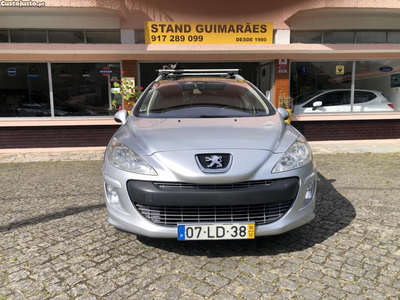 Peugeot 308 1.6 HDI 7 Lugares 110 CV