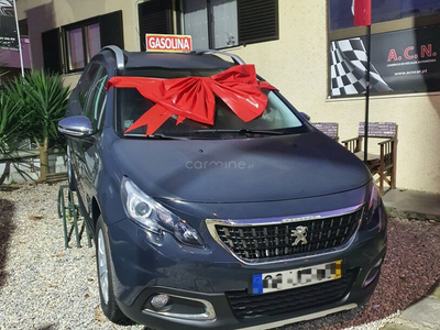 Peugeot 2008 1.2 PureTech Allure