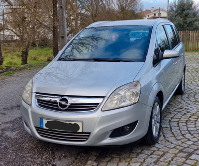 Opel Zafira 1.7 CDTI 125cv M6 7Lugares NJOY