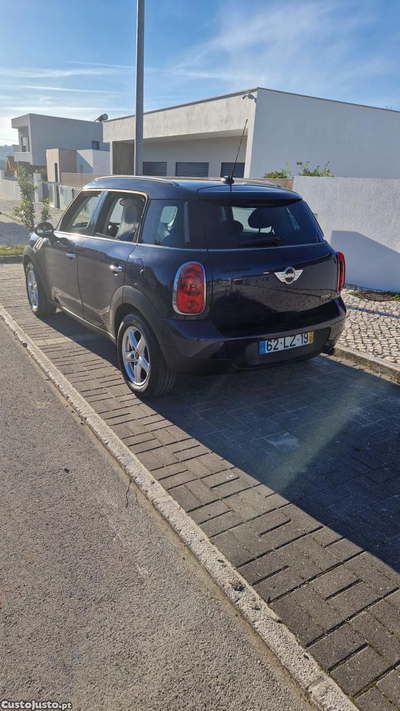 MINI Cooper D Countryman