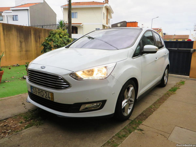 Ford C-Max 1.5 TDCi Titanium / 1 dono / poucos kms