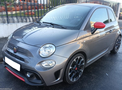 Abarth 595 Competizione