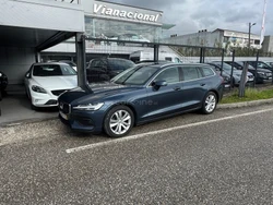 Volvo V60 2.0 D3 Momentum Plus