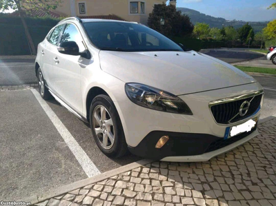 Volvo V40 Cross Country D2