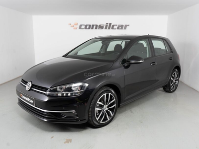 Volkswagen Golf 1.6 TDI Confortline