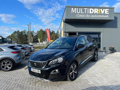 Peugeot 3008 1.5 BlueHDi Active