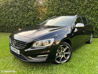 Volvo V60 2.0 D2 R-Design