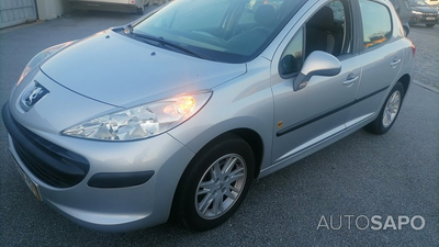 Peugeot 207 1.4 16V Open de 2008