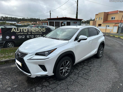 Lexus NX 300h