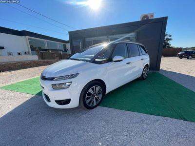 Citroën C4 Picasso 1.6 HDI diesel - 7 lugares - manual