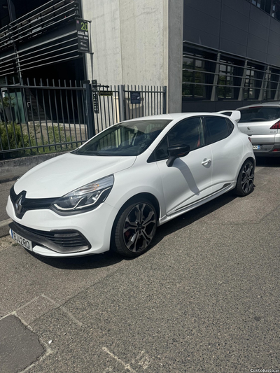 Renault Clio 4 RS