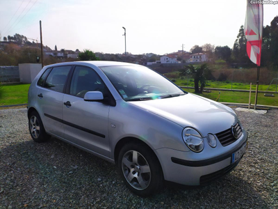 VW Polo IV 1.2 12V Gasolina