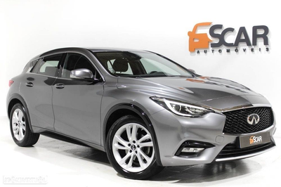 Infiniti Q30