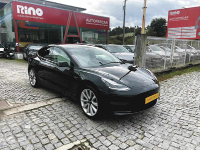 Tesla Model 3 Performance, Cx. A., 476 CV