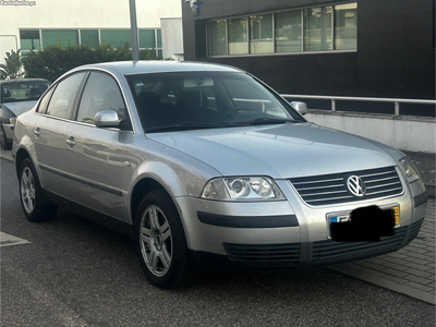 VW Passat 1.9 Tdi 130 cv