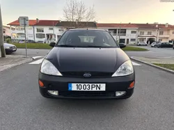 Ford Focus 1.4i 16v Sport