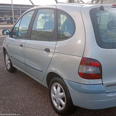 Renault Scénic 1.4 16v