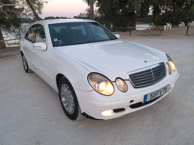 Mercedes-Benz E 220 CDI CLASSIC 150cvs