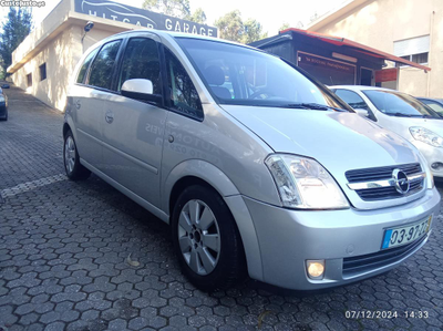 Opel Meriva 1.7 CDTI 100CV motor ISUZU económica familiar