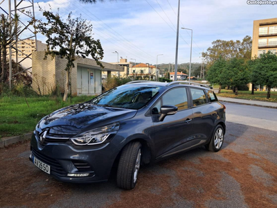 Renault Clio Sportstourer limited