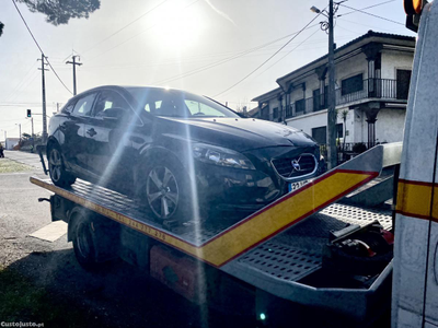 Volvo V40 D2