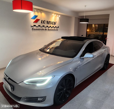 Tesla Model S 75D