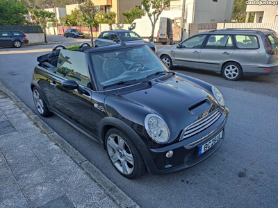 MINI Cooper R52