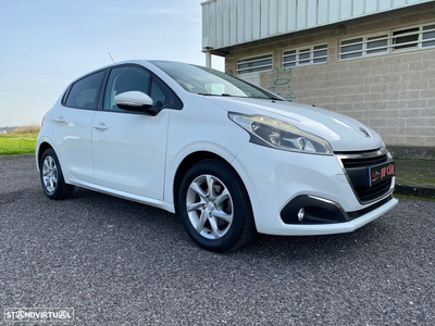 Peugeot 208 1.4 HDi Active