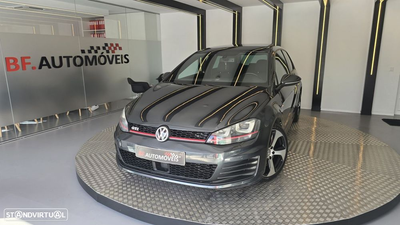 VW Golf 2.0 TSi GTi DSG Performance